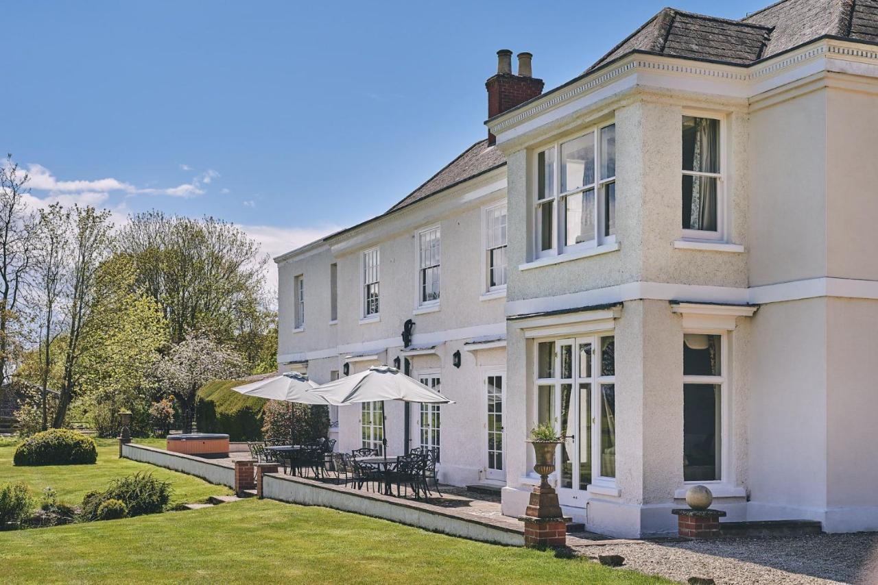 Equestrian Manor Vila Upton upon Severn Exterior foto