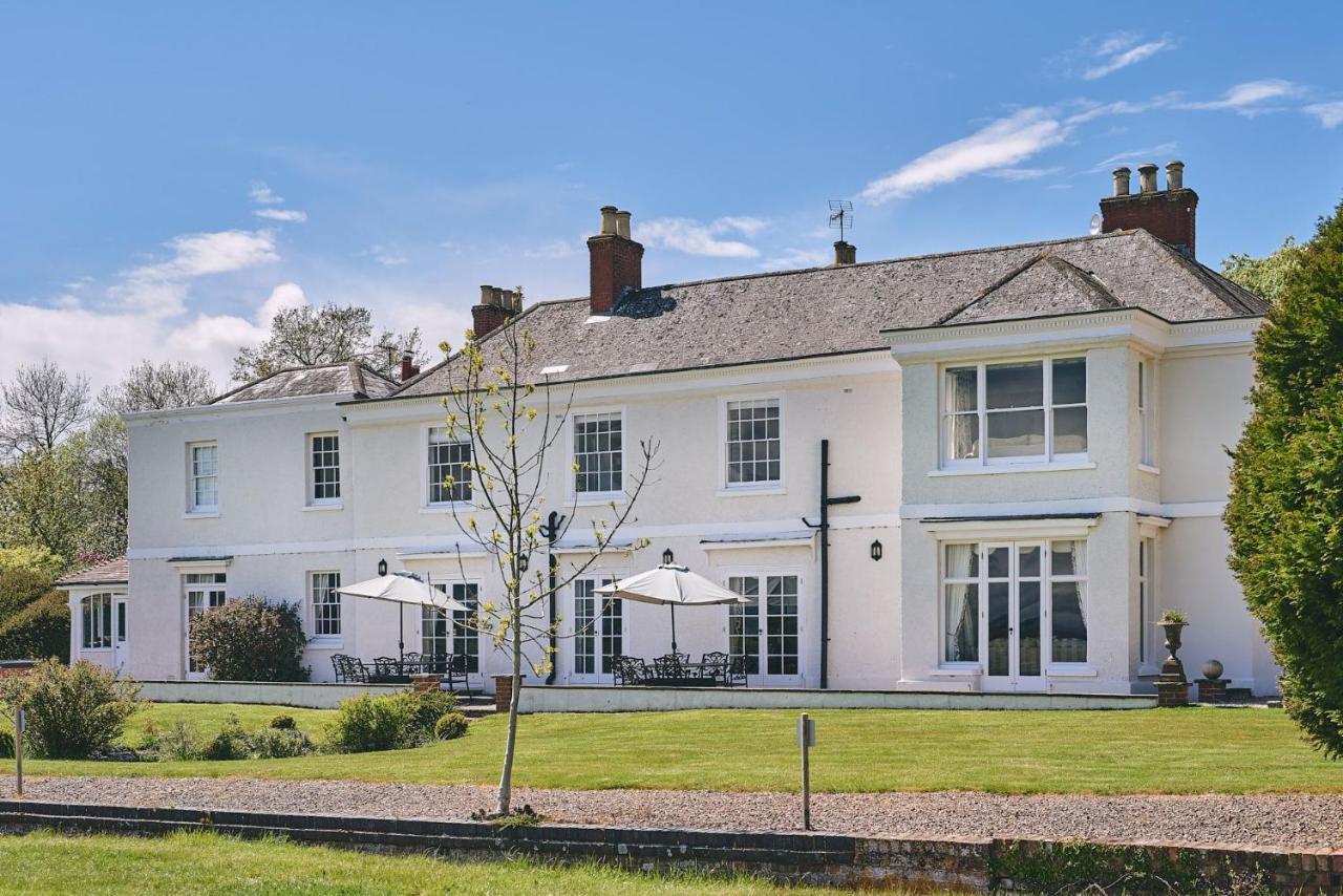 Equestrian Manor Vila Upton upon Severn Exterior foto